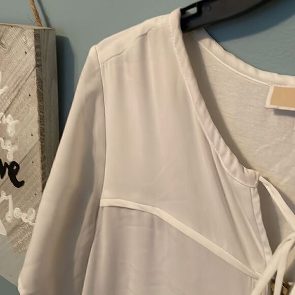Michael Kors Chiffon Top - 2 - Great Used Condition - Picture 6 of 7